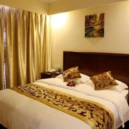 Greentree Inn Suzhou Industrial Zone Yangcheng Lake Weiting Mong Kok Express Hotel Екстериор снимка