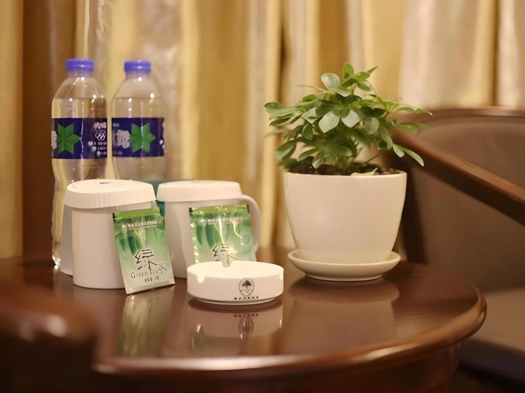 Greentree Inn Suzhou Industrial Zone Yangcheng Lake Weiting Mong Kok Express Hotel Екстериор снимка