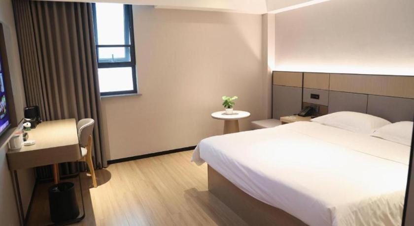 Greentree Inn Suzhou Industrial Zone Yangcheng Lake Weiting Mong Kok Express Hotel Екстериор снимка