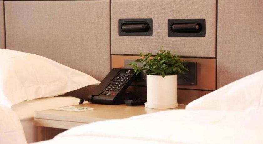Greentree Inn Suzhou Industrial Zone Yangcheng Lake Weiting Mong Kok Express Hotel Екстериор снимка
