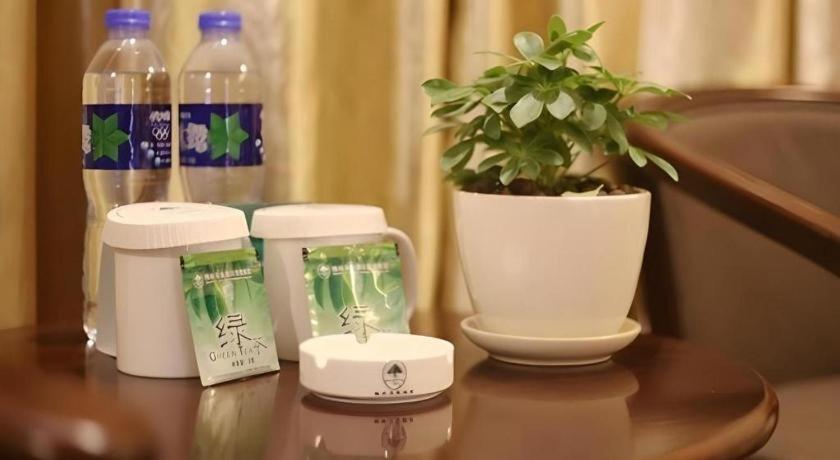 Greentree Inn Suzhou Industrial Zone Yangcheng Lake Weiting Mong Kok Express Hotel Екстериор снимка