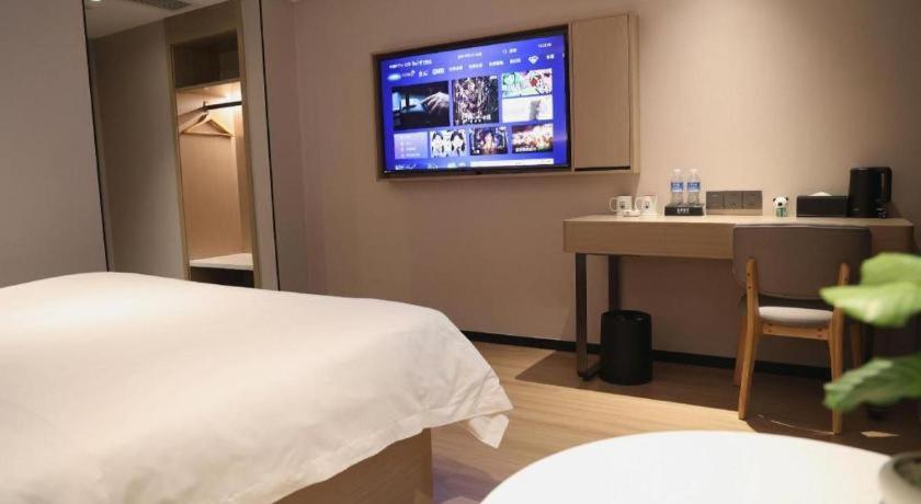 Greentree Inn Suzhou Industrial Zone Yangcheng Lake Weiting Mong Kok Express Hotel Екстериор снимка